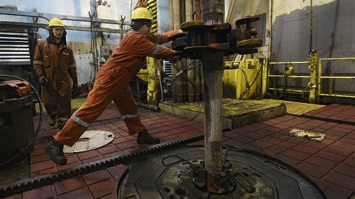 Нефть дорожает без рубля - «Финансы»