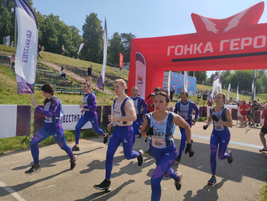 Команда Новикомбанка вошла в пятерку лучших в Гонке героев-2022 - «Новикомбанк»