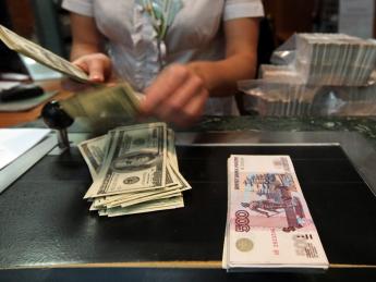 На фоне отсутствия негатива по Крыму рубль начал расти - «Финансы»