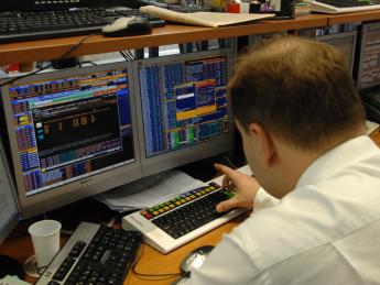 Московская биржа собрала спекулянтов - «Финансы»