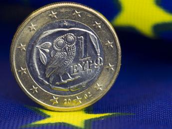 Официальный курс евро превысил 50 рублей - «Финансы»