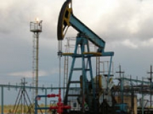 SocGen ухудшил прогноз цен на нефть из-за ее переизбытка в мире - «Финансы и Банки»