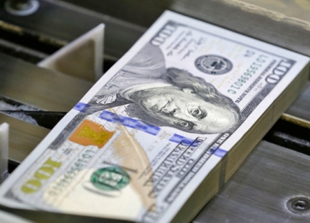 В ходе дневных торгов доллар достигал отметки в 272 тенге - «Финансы»