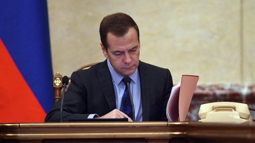 Дмитрий Медведев ускорил борьбу с ВИЧ - «Финансы»