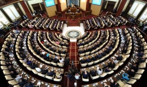 Депутаты: Быть довольным бюджетом невозможно - «Финансы»