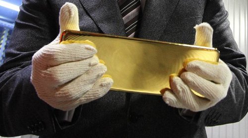 Золото отыгрывает ставки - «Финансы»