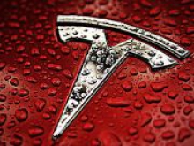 Электромобили Tesla будут парковаться без водителя за рулем - «Финансы и Банки»