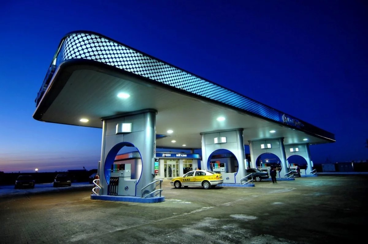 Три крупные сети АЗС оштрафовали почти на 200 млн тенге за дорогой бензин - «Финансы»