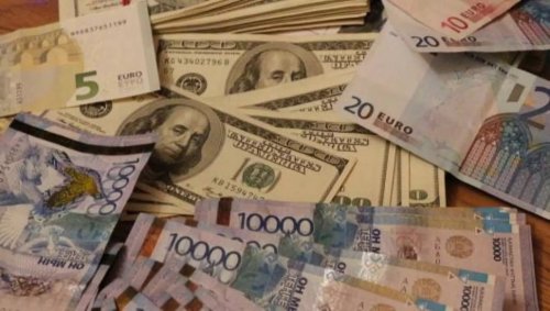 В каких банках казахстанцы предпочли хранить свои деньги? - «Финансы»