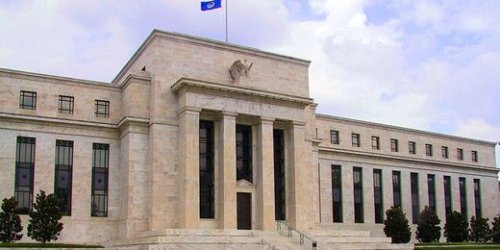 Американская валюта не смогла сильно укрепиться на фоне решения ФРС США - «Финансы»