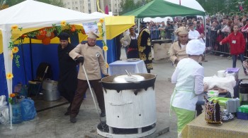 Запсибкомбанк - ДО № 57 «Нижневартовский» принял участие в празднике, приуроченному к фестивалю «Самотлорские ночи» - «Пресс-релизы»