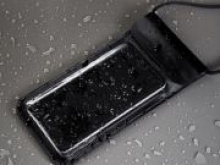 Xiaomi представила универсальный водонепроницаемый чехол для смартфонов - «Новости Банков»