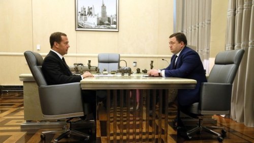 Глава Промсвязьбанка Петр Фрадков встретился с премьер-министром Дмитрием Медведевым - «Пресс-релизы»