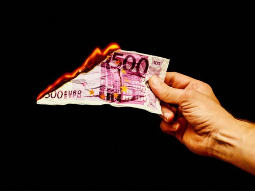 Почему Европа отказывается от купюры в 500 евро - «Тема дня»
