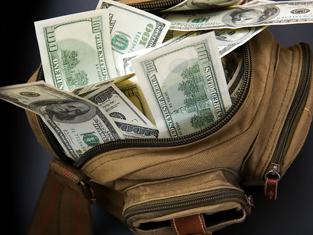 При вывозе более $100 тыс из ЕАЭС нужно подтверждать их происхождение - «Финансы»