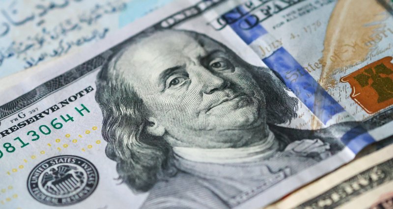 Объем наличной валюты у россиян впервые превысил 100 млрд долларов - «Лента новостей»